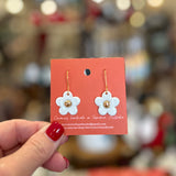 Dot Creative porcelain daisy earrings (on hook)