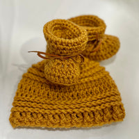 Newborn beanie and booties set